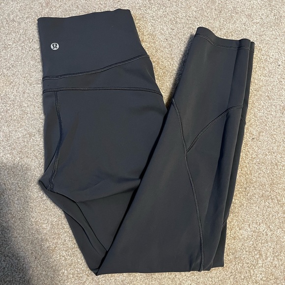 Lululemon In Movement Tight 25” - Picture 3 of 4